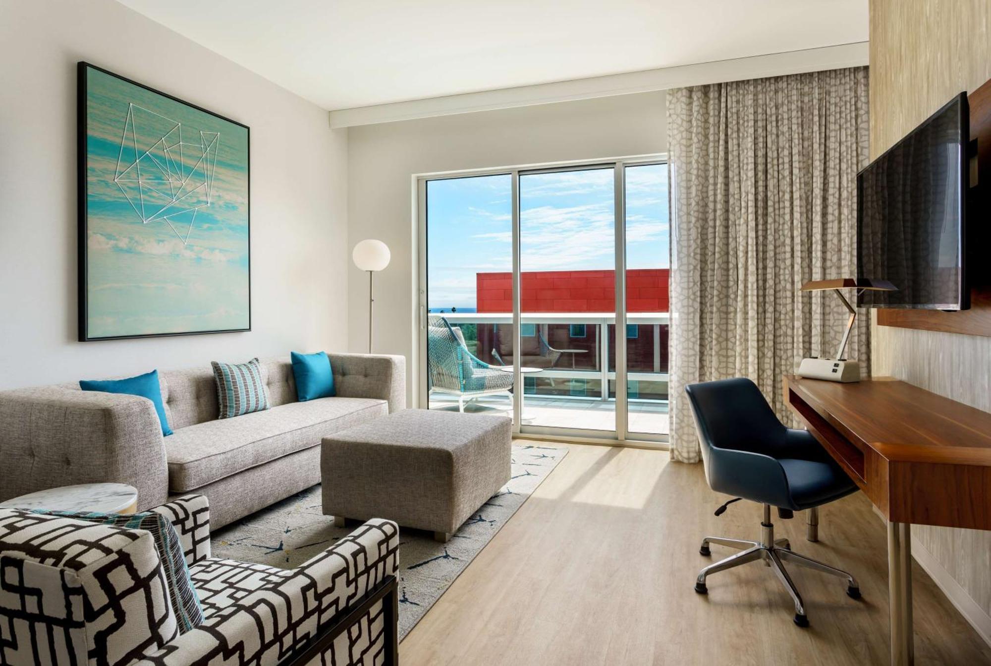 Hampton Inn & Suites Санта-Моника Экстерьер фото